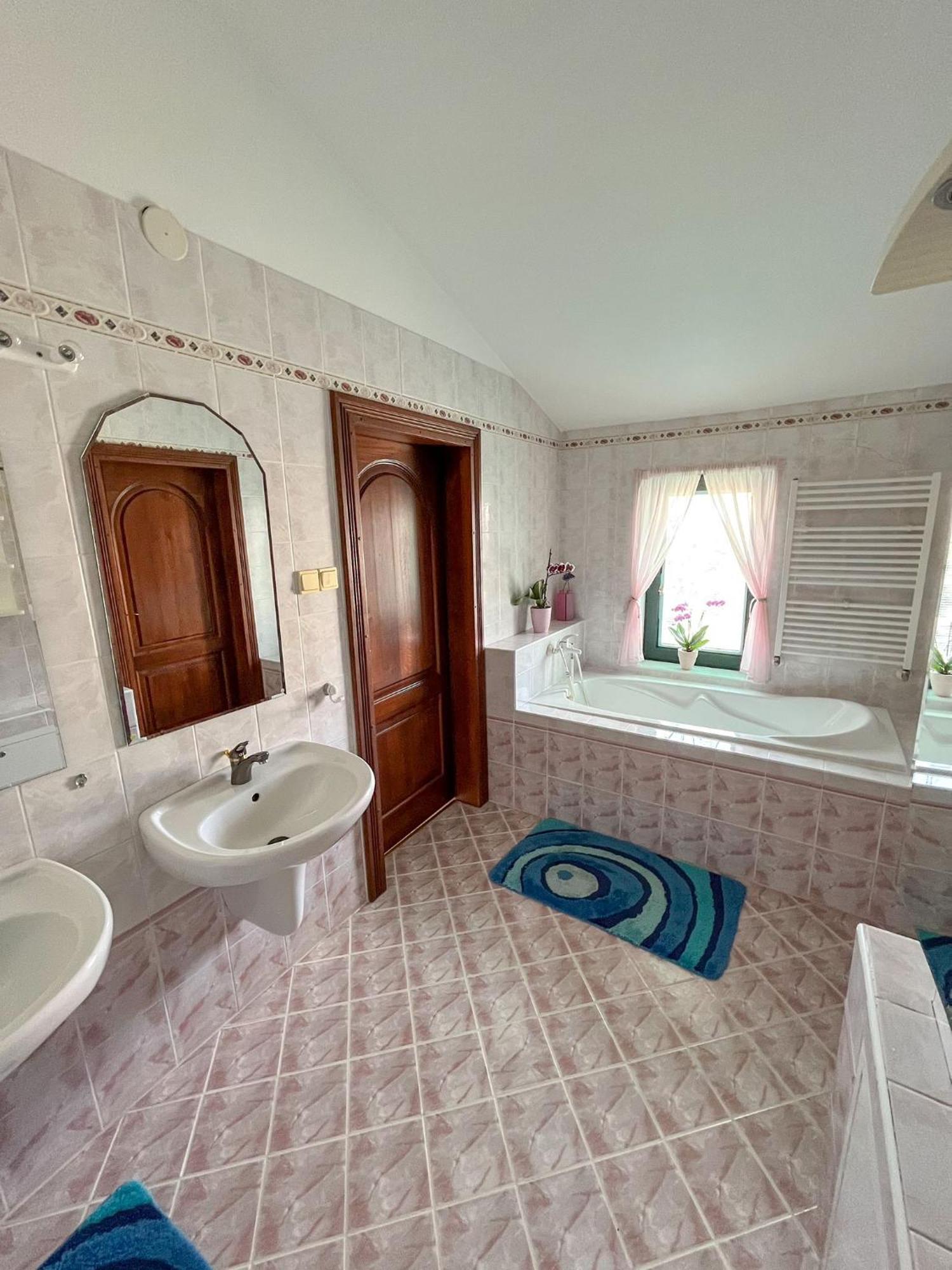 Cozy Rooms In Wine Town - Modra Quarto foto